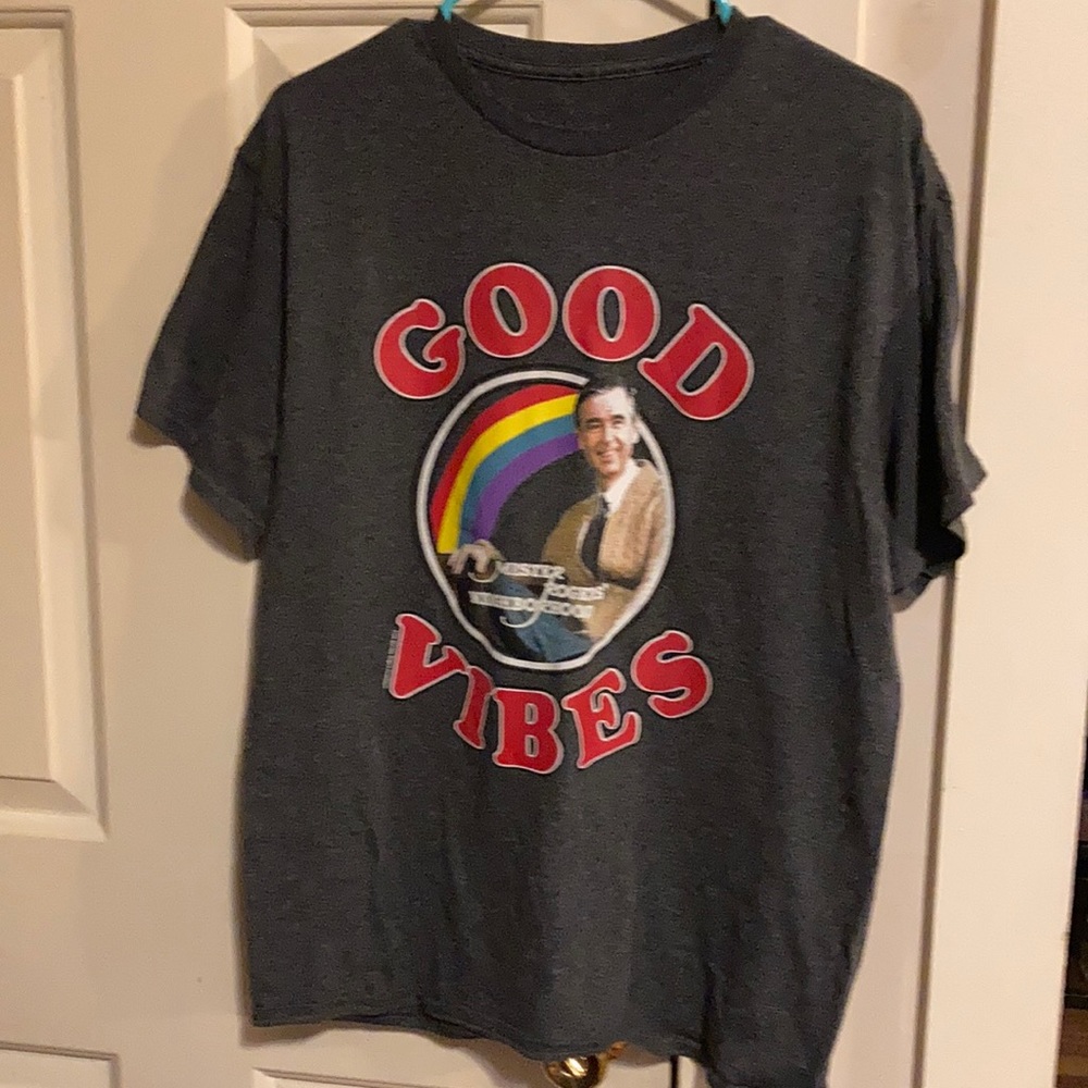 Mr Rogers good vibes T-shirt approximate L